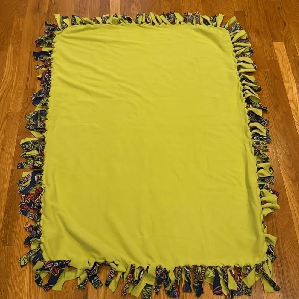 Colorful Floral Patterned Blanket/Throw - Picture 6 of 6